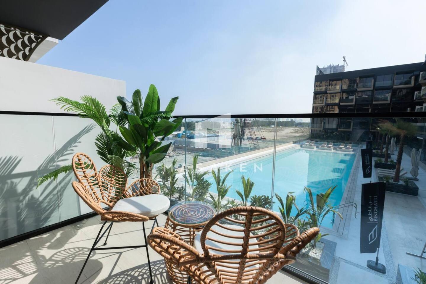 1 Bedroom In Jvc With Pool View * Dubai