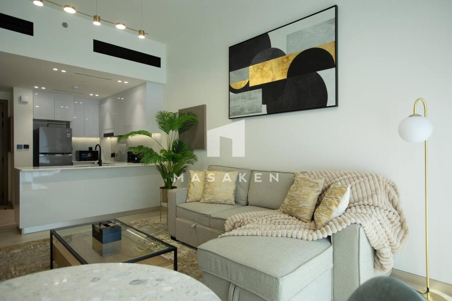 1 Bedroom In Jvc With Pool View *