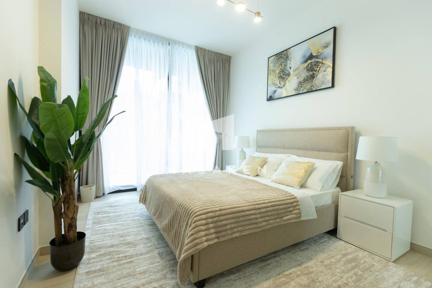 1 Bedroom In Jvc With Pool View Apartment Dubai